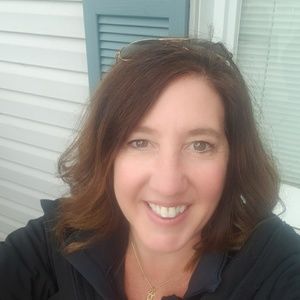 Meet your Posher, Carolyn